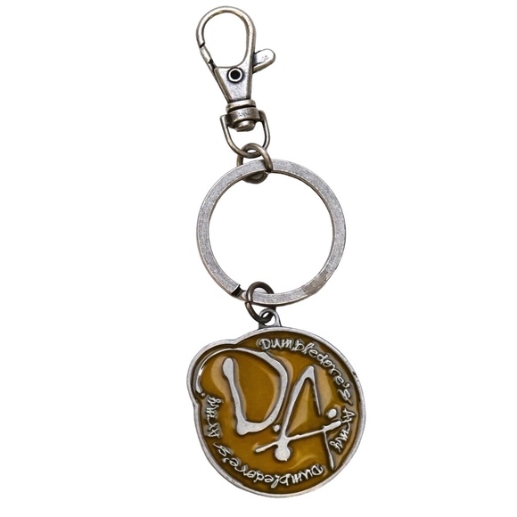 Universal Studios Harry Potter Dumbledore's Army Keychain - Picture 1 of 1